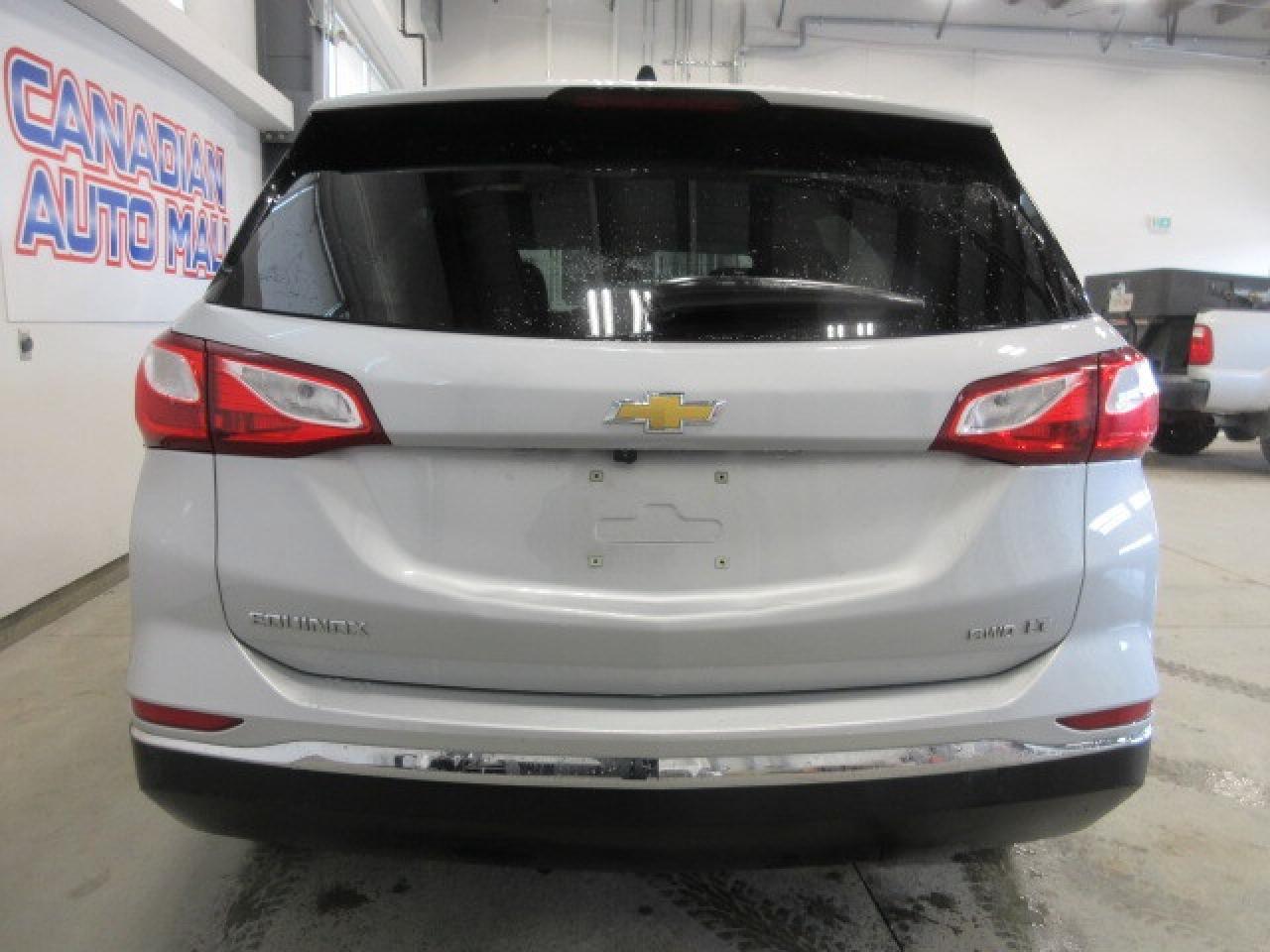 2021 Chevrolet Equinox LT AWD, ALLOYS, APPLE/ANDROID, HTD. SEATS, 62K! Photo