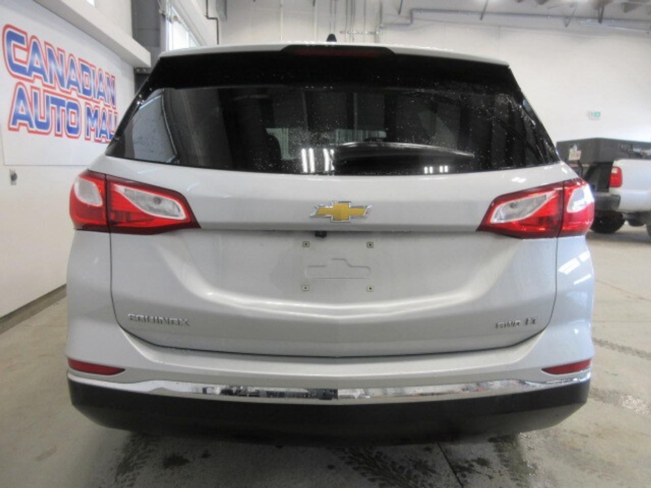 2021 Chevrolet Equinox LT AWD, ALLOYS, APPLE/ANDROID, HTD. SEATS, 62K! Photo