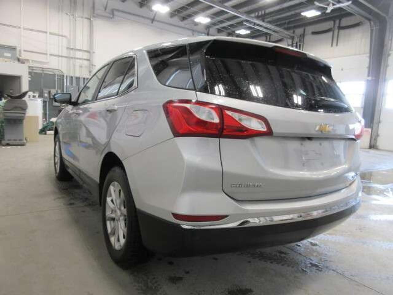2021 Chevrolet Equinox LT AWD, ALLOYS, APPLE/ANDROID, HTD. SEATS, 62K! Photo4