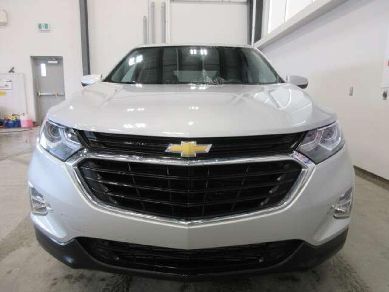 2021 Chevrolet Equinox LT AWD, ALLOYS, APPLE/ANDROID, HTD. SEATS, 62K! Photo2
