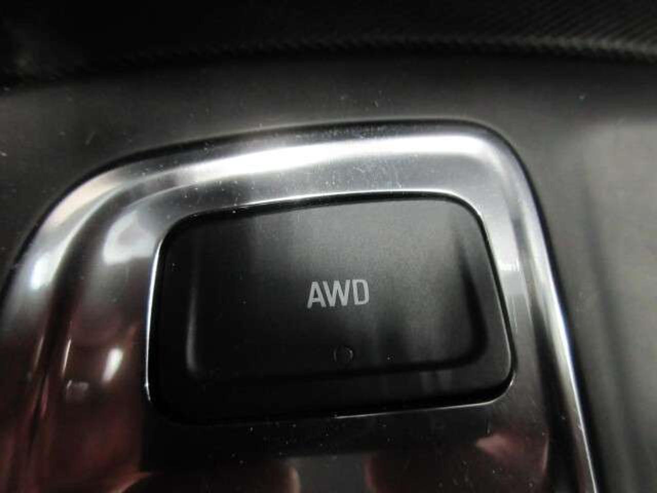2021 Chevrolet Equinox LT AWD, ALLOYS, APPLE/ANDROID, HTD. SEATS, 62K! Photo