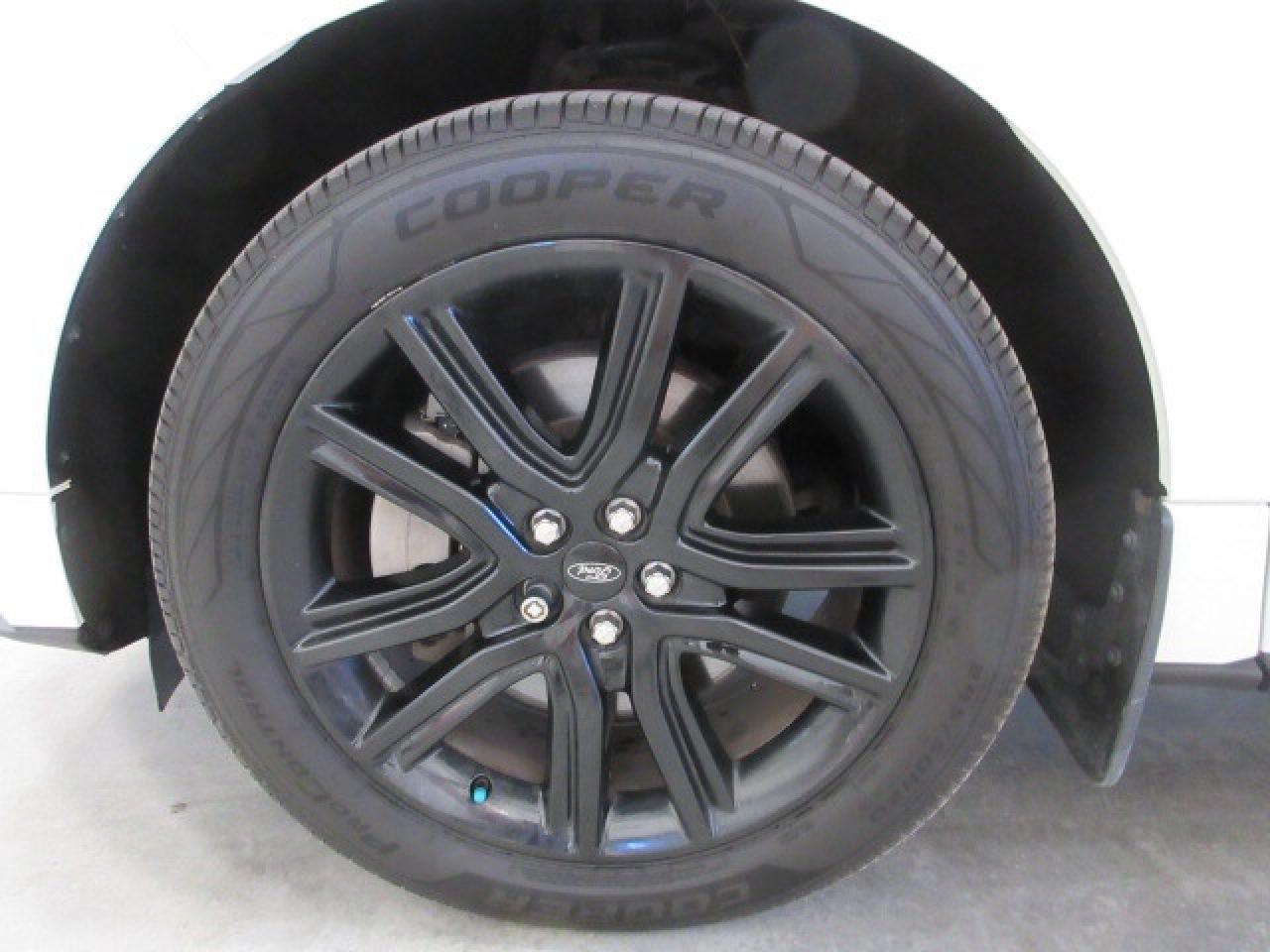 2021 Ford Edge ST LINE AWD, NAV, ROOF, LEATHER, JUST 49K! Photo