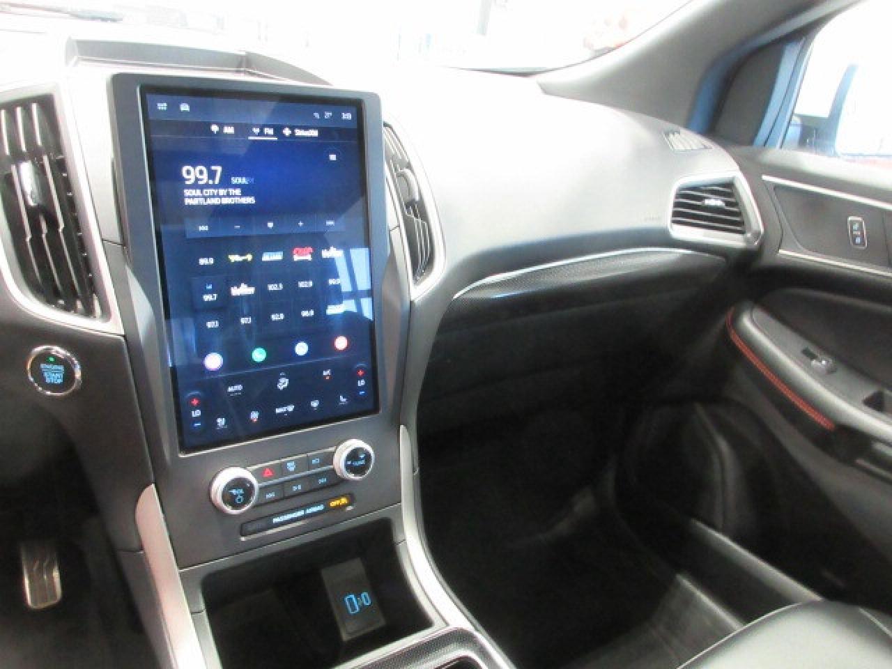 2021 Ford Edge ST LINE AWD, NAV, ROOF, LEATHER, JUST 49K! Photo