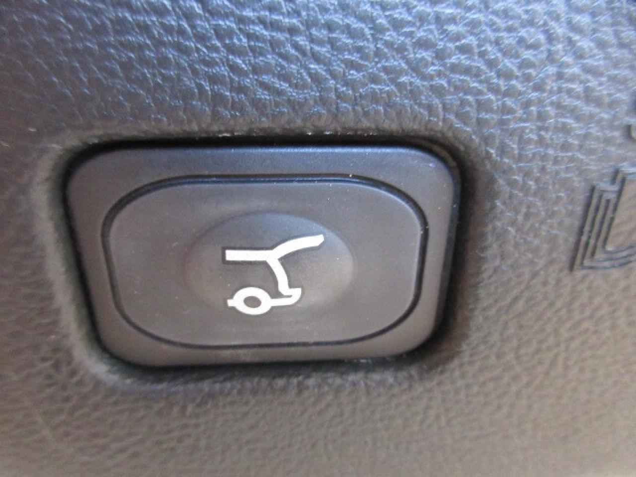 2021 Ford Edge ST LINE AWD, NAV, ROOF, LEATHER, JUST 49K! Photo