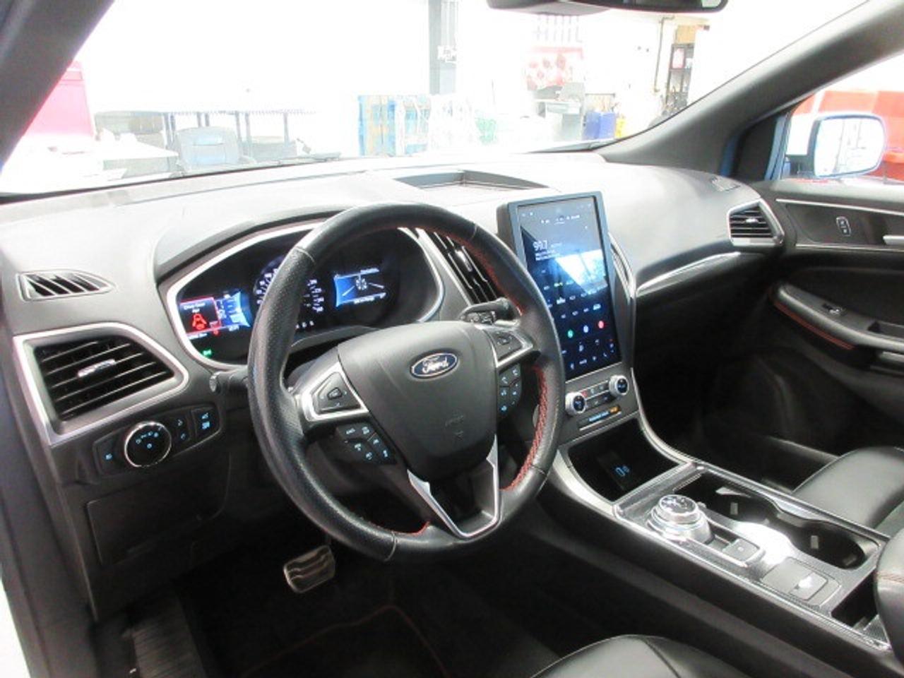 2021 Ford Edge ST LINE AWD, NAV, ROOF, LEATHER, JUST 49K! Photo