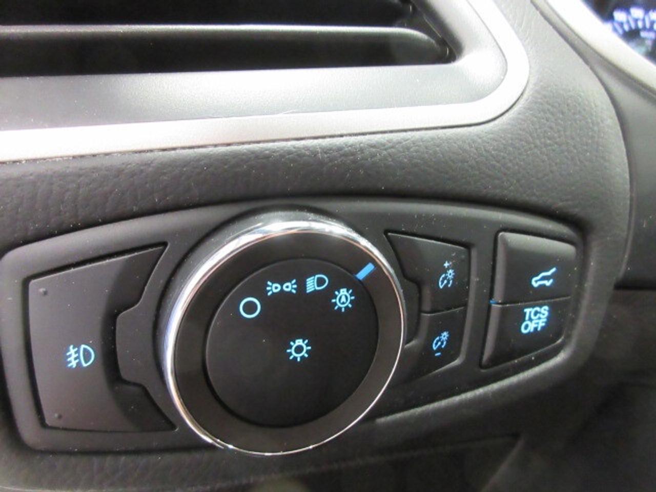 2021 Ford Edge ST LINE AWD, NAV, ROOF, LEATHER, JUST 49K! Photo