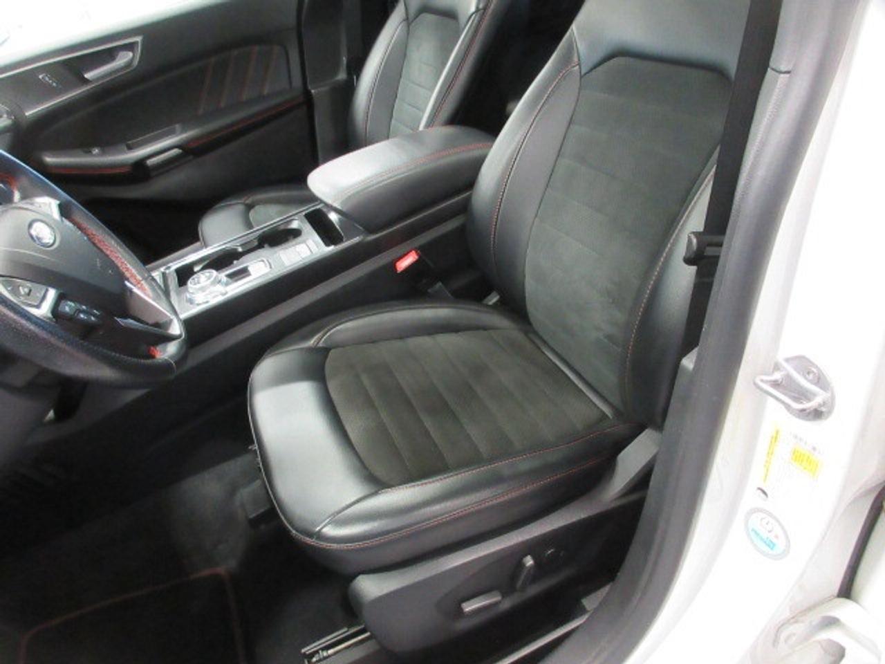 2021 Ford Edge ST LINE AWD, NAV, ROOF, LEATHER, JUST 49K! Photo