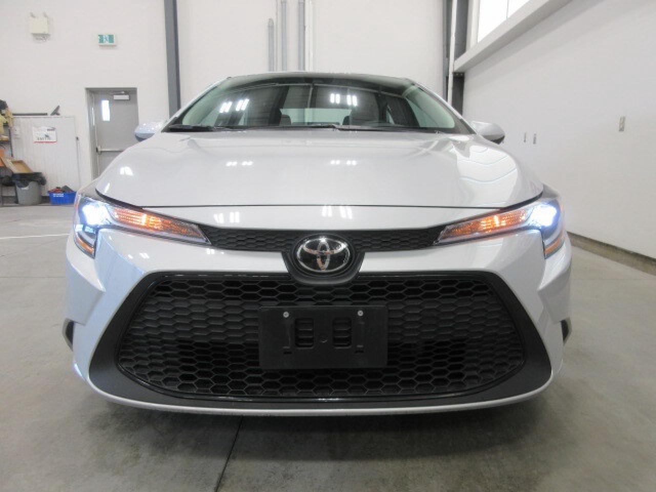 2022 Toyota Corolla LE, HTD. SEATS, AUTO, A/C, BT, CAMERA, JUST 16K! Photo2