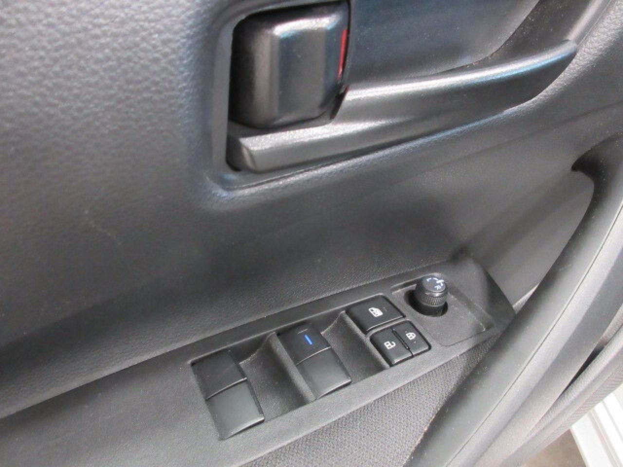 2022 Toyota Corolla LE, HTD. SEATS, AUTO, A/C, BT, CAMERA, JUST 16K! Photo