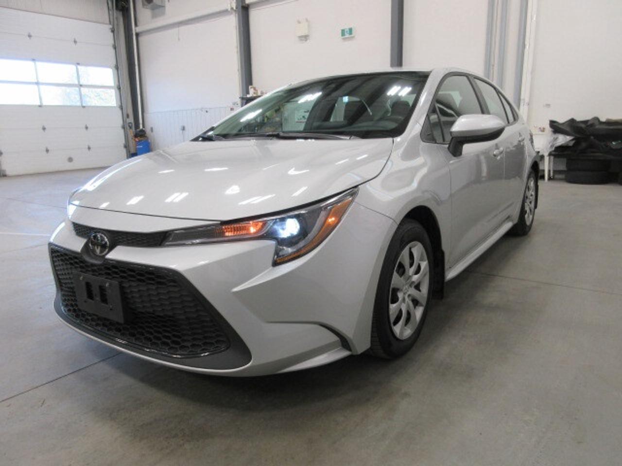 2022 Toyota Corolla LE, HTD. SEATS, AUTO, A/C, BT, CAMERA, JUST 16K! Photo3