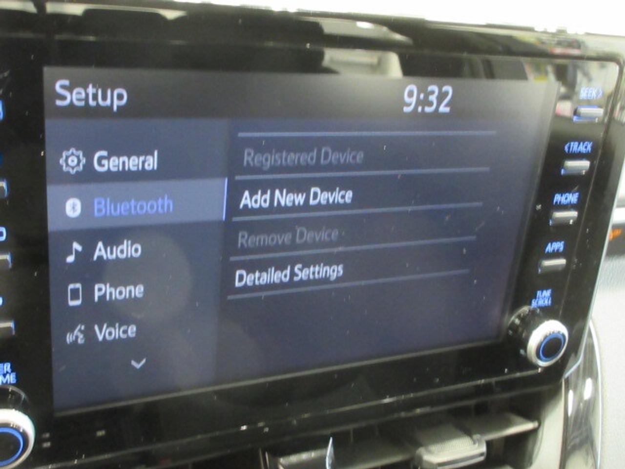 2022 Toyota Corolla LE, HTD. SEATS, AUTO, A/C, BT, CAMERA, JUST 16K! Photo