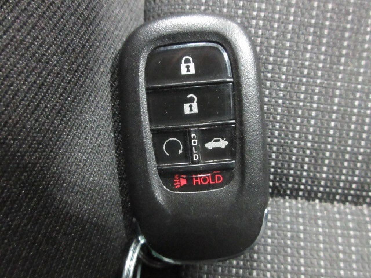 2022 Honda Civic Sedan LX, AUTO, A/C, ALLOYS, BT, APPLE/ANDROID, 20K! Photo