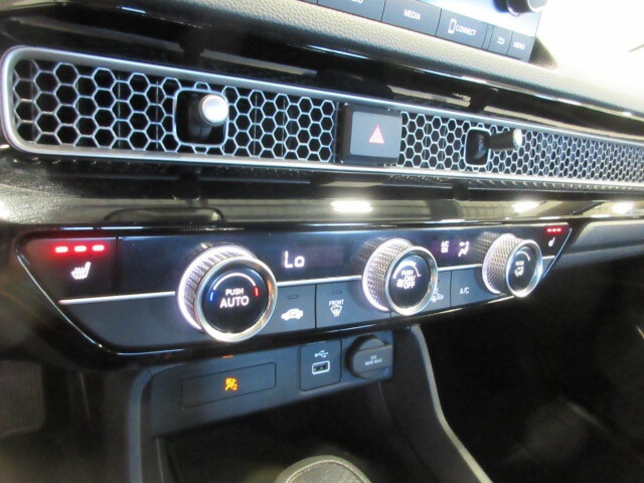 2022 Honda Civic Sedan LX, AUTO, A/C, ALLOYS, BT, APPLE/ANDROID, 20K! Photo