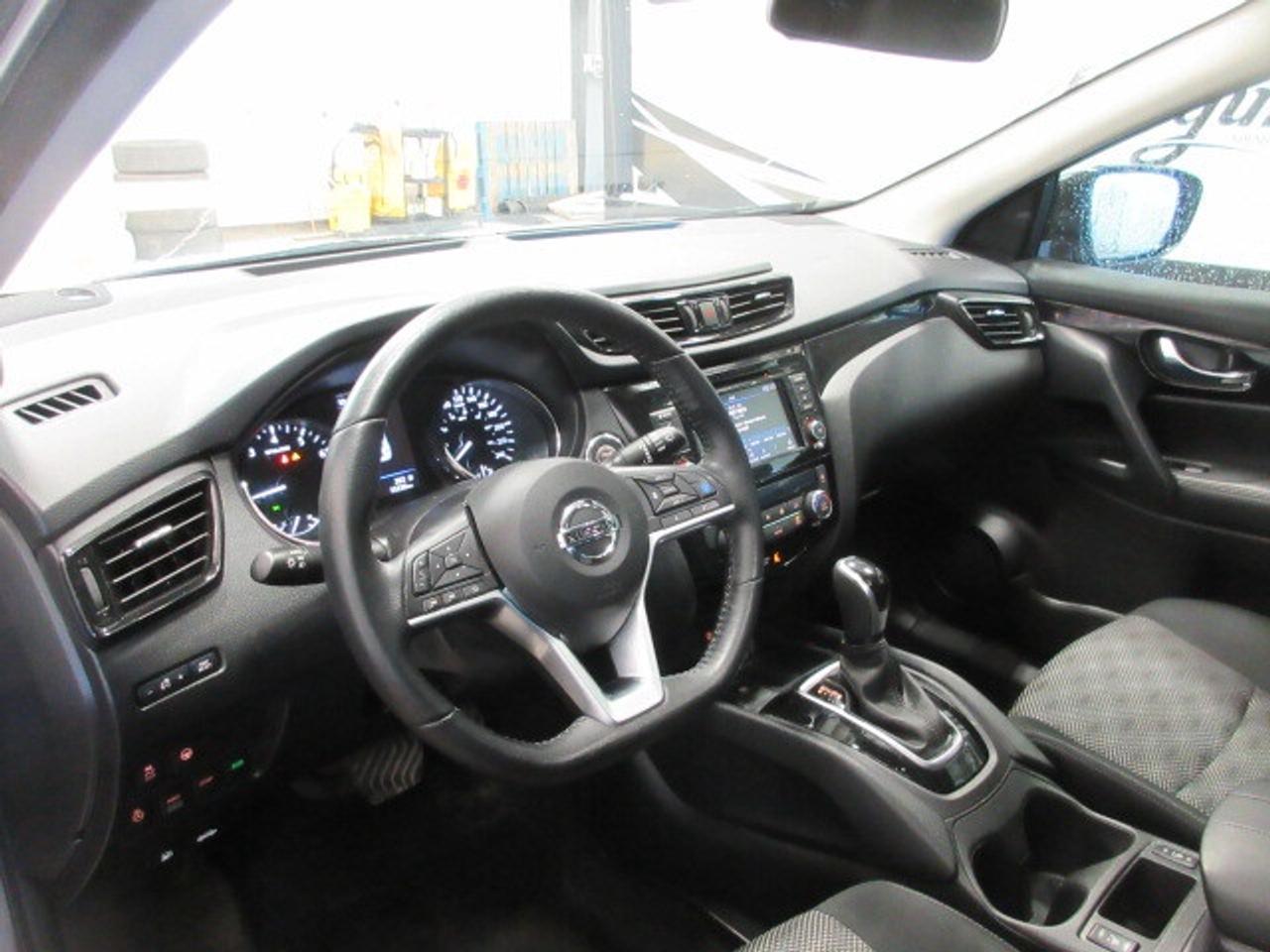 2023 Nissan Qashqai SV AWD, ROOF, APPLE/ANDROID, CAMERA, 44K! Photo