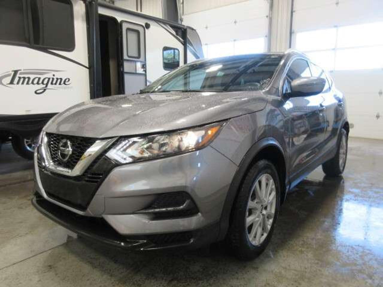 2023 Nissan Qashqai SV AWD, ROOF, APPLE/ANDROID, CAMERA, 44K! Photo3