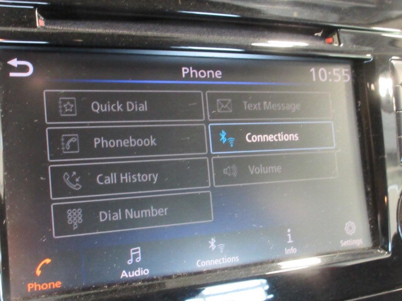 2022 Nissan Qashqai SV AWD, ROOF, APPLE/ANDROID, HTD. SEATS, 36K! Photo