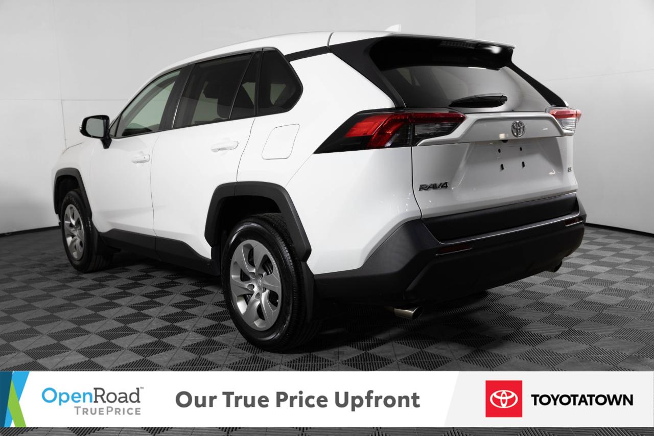 2022 Toyota RAV4 LE! CERTIFIED PRE OWNED! ACCIDENT FREE! ELIGIBLE F Photo3