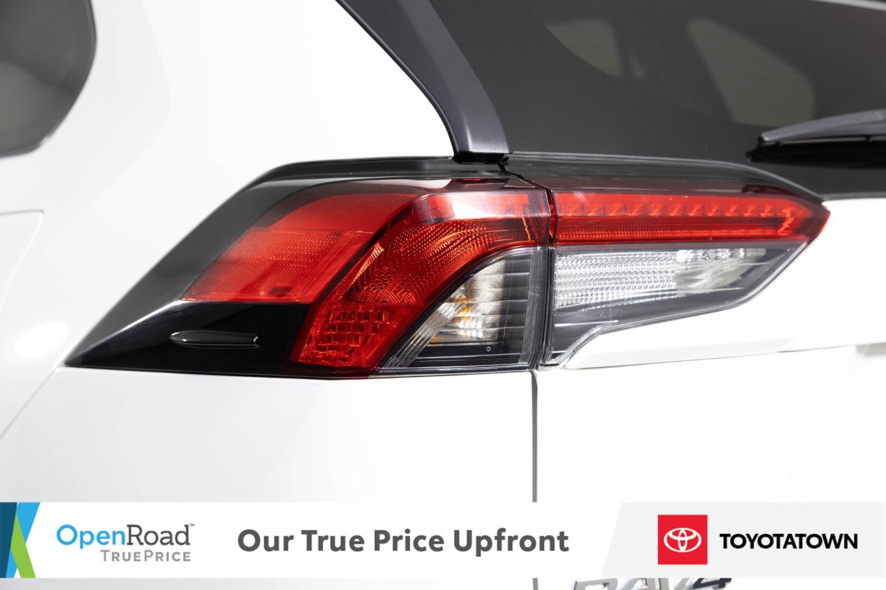 2022 Toyota RAV4 LE! CERTIFIED PRE OWNED! ACCIDENT FREE! ELIGIBLE F Photo