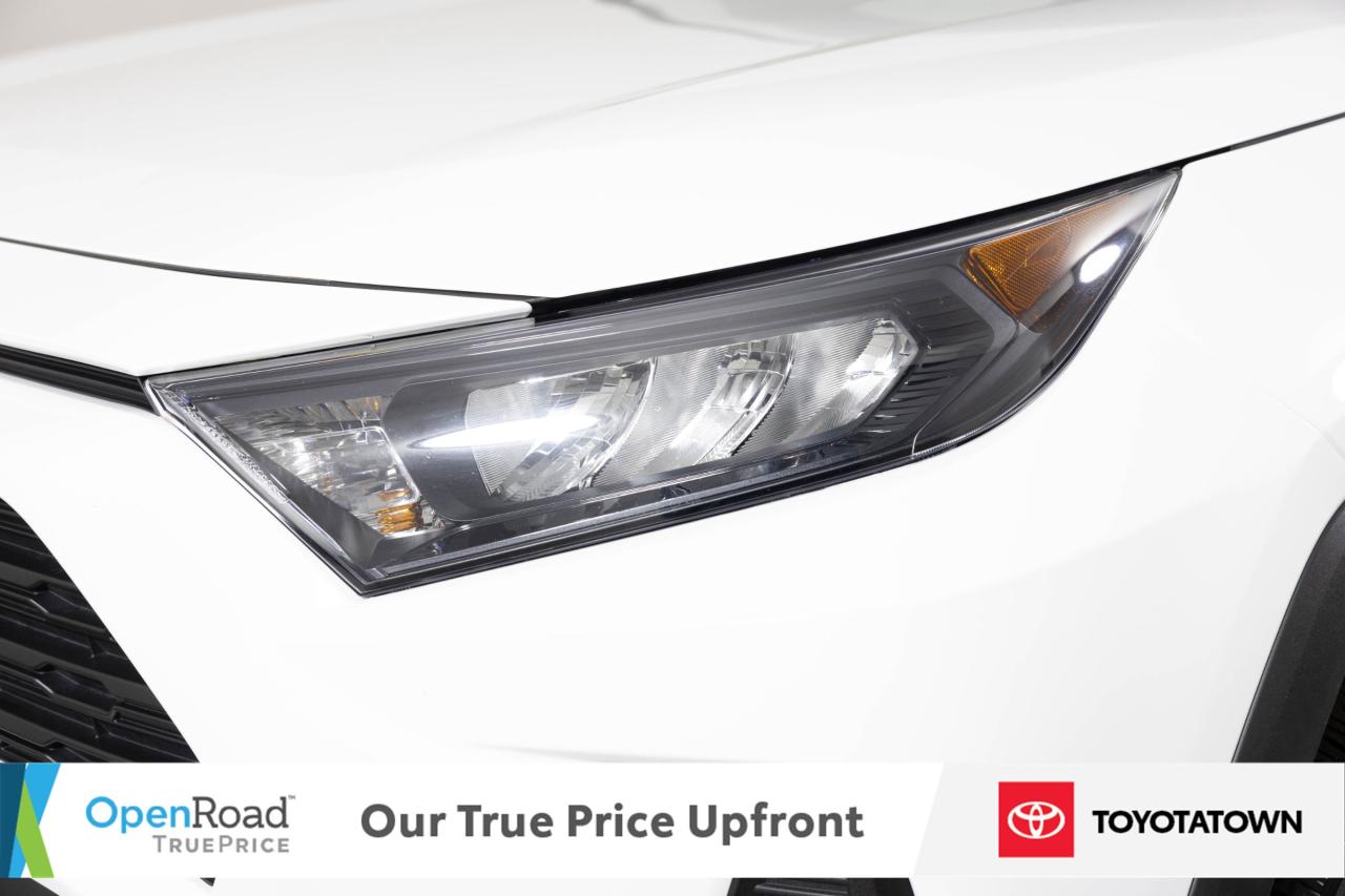 2022 Toyota RAV4 LE! CERTIFIED PRE OWNED! ACCIDENT FREE! ELIGIBLE F Photo