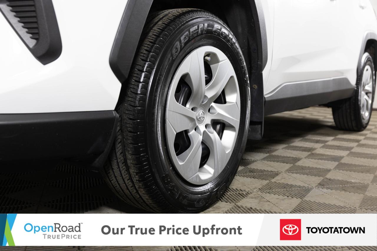 2022 Toyota RAV4 LE! CERTIFIED PRE OWNED! ACCIDENT FREE! ELIGIBLE F Photo