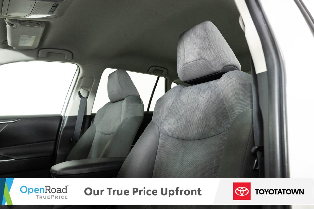 2022 Toyota RAV4 LE! CERTIFIED PRE OWNED! ACCIDENT FREE! ELIGIBLE F Photo