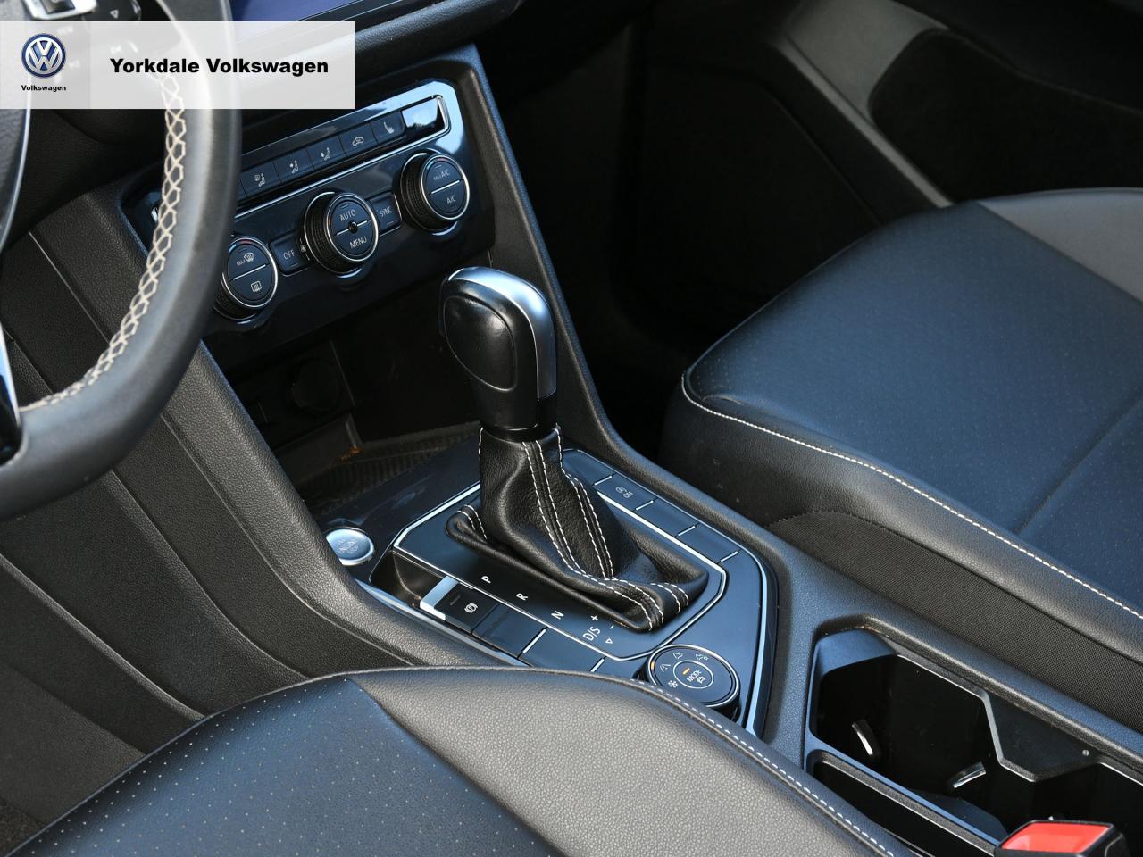 2021 Volkswagen Tiguan 4Motion Photo