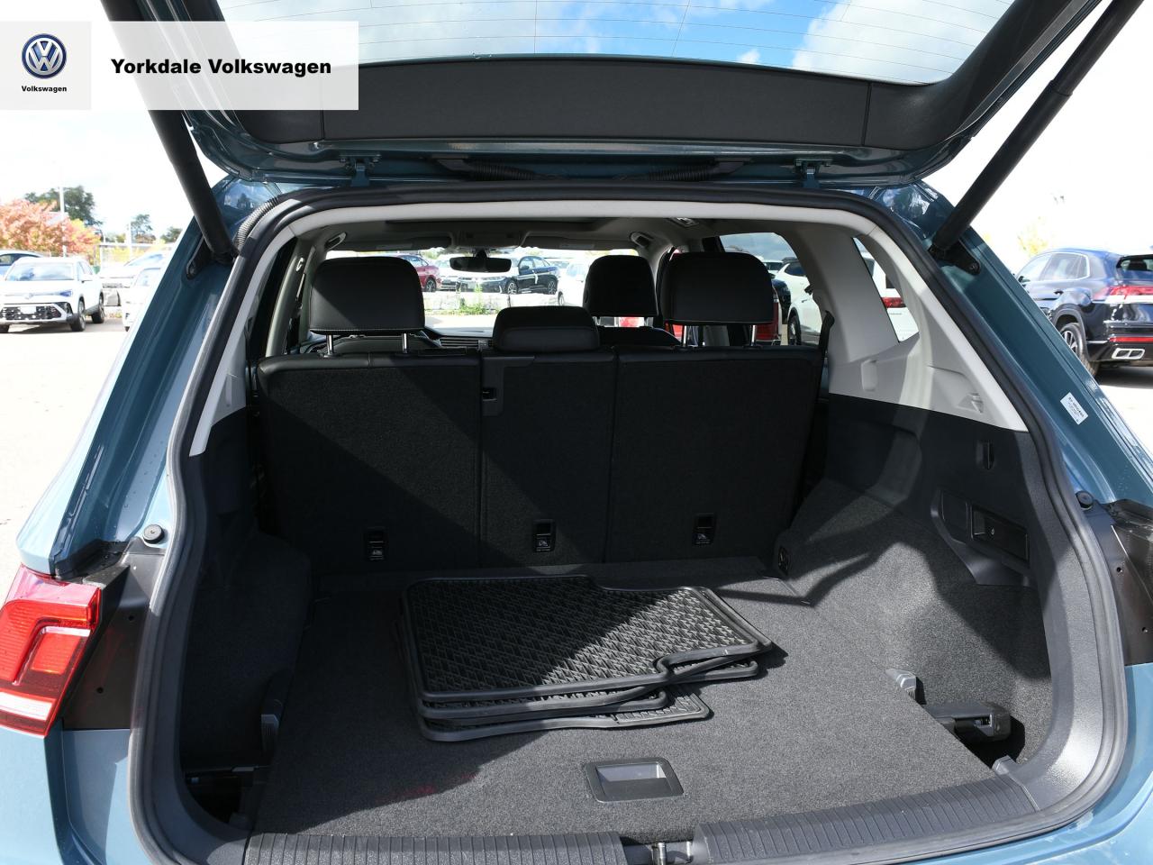 2021 Volkswagen Tiguan 4Motion Photo