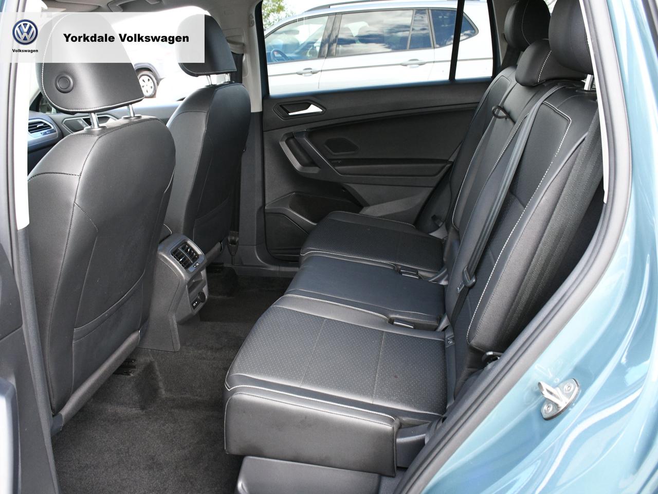 2021 Volkswagen Tiguan 4Motion Photo