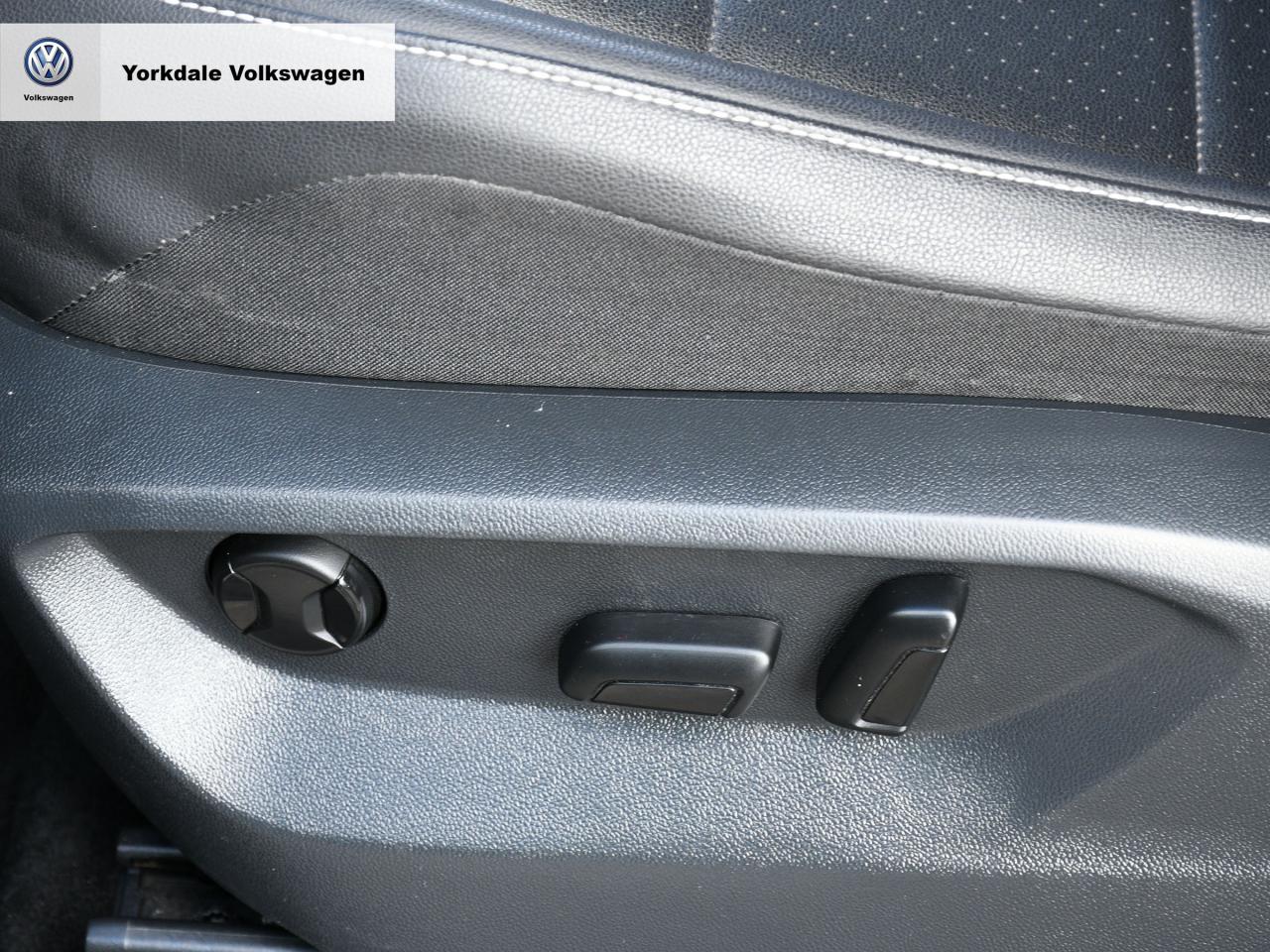 2021 Volkswagen Tiguan 4Motion Photo