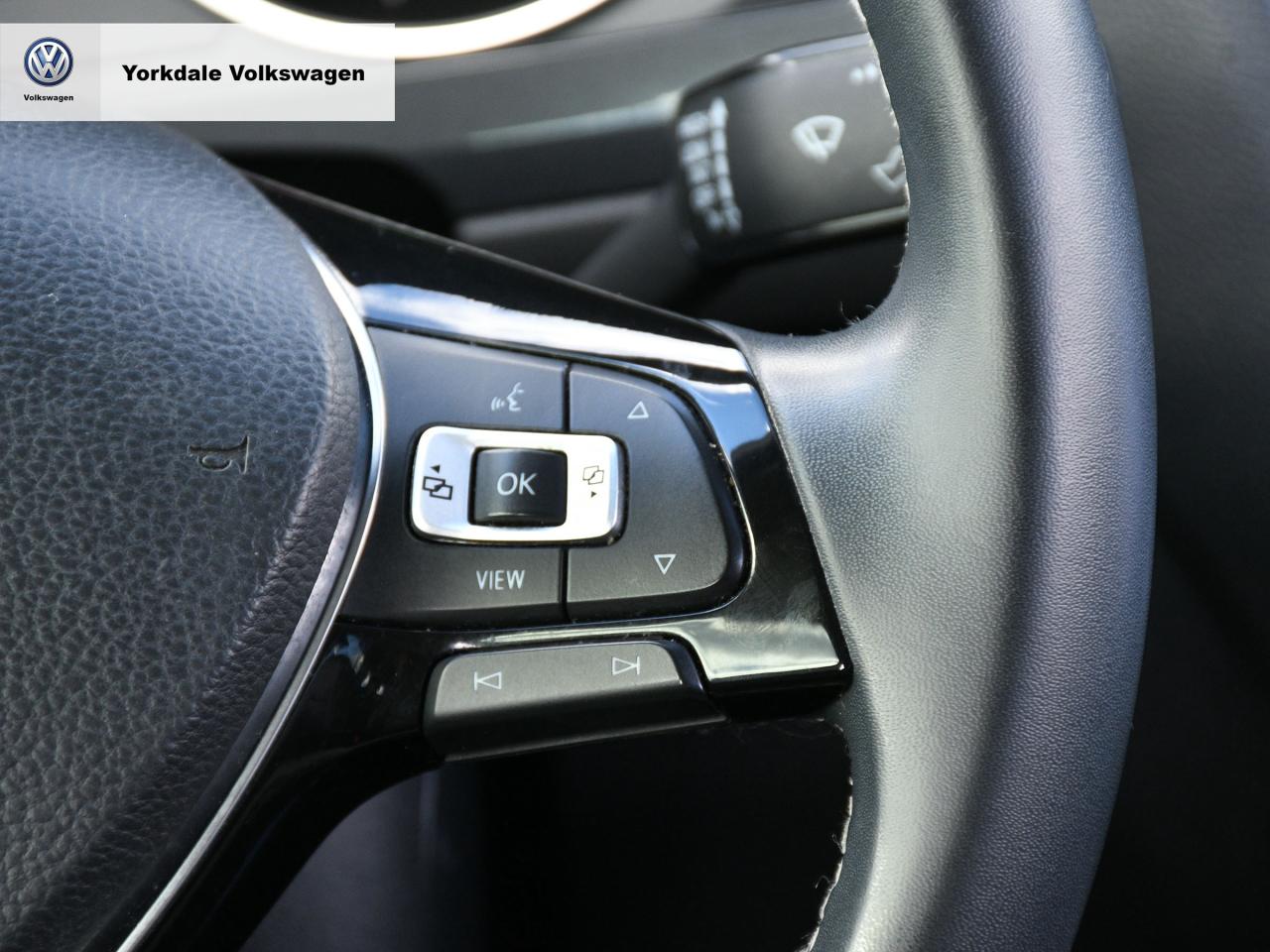 2021 Volkswagen Tiguan 4Motion Photo