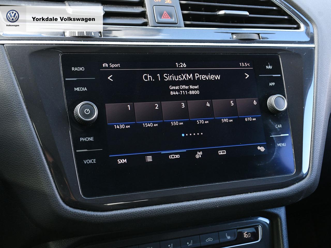 2021 Volkswagen Tiguan 4Motion Photo