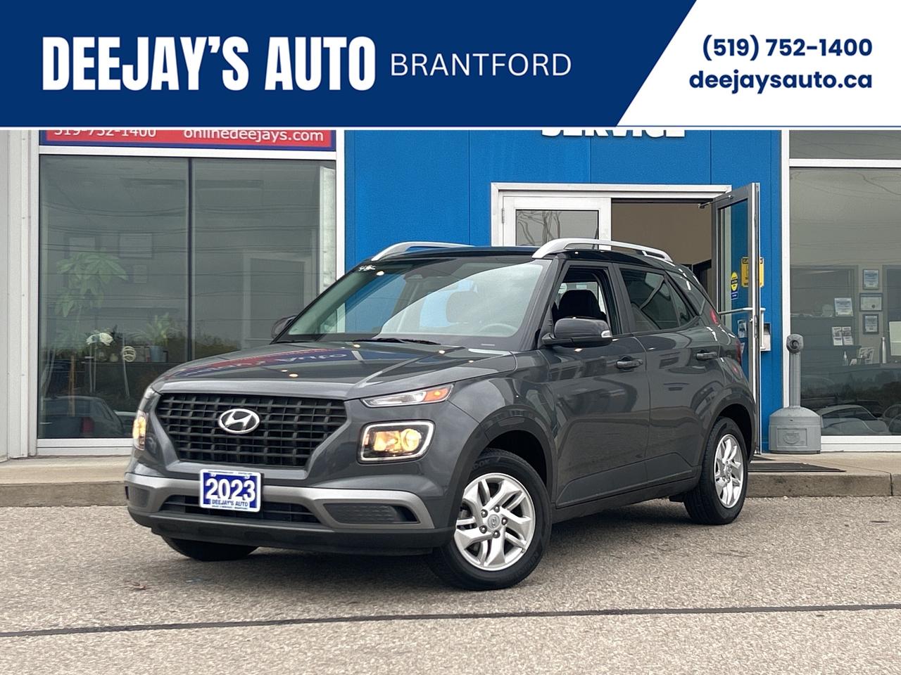 2023 Hyundai Venue Preferred   Factory Warranty   Clean Carfax Photo0