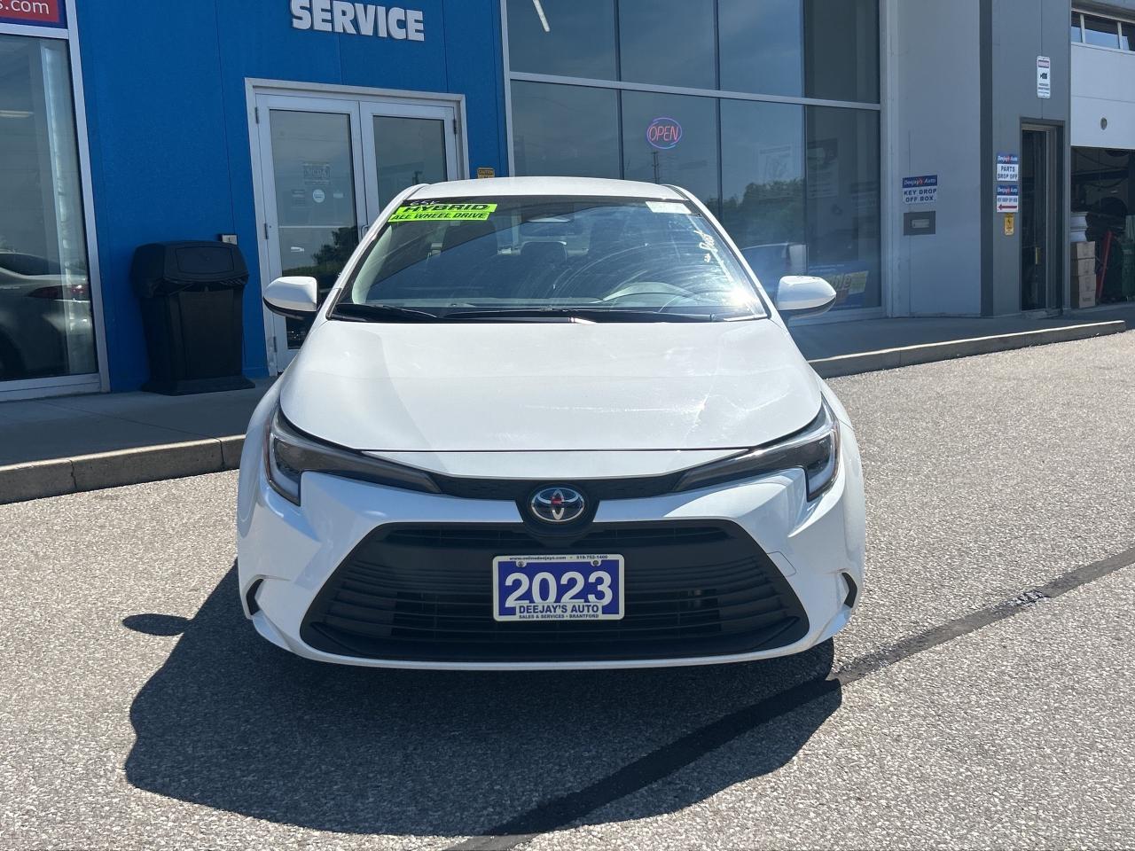 2023 Toyota Corolla Hybrid LE CVT   Clean Carfax Photo