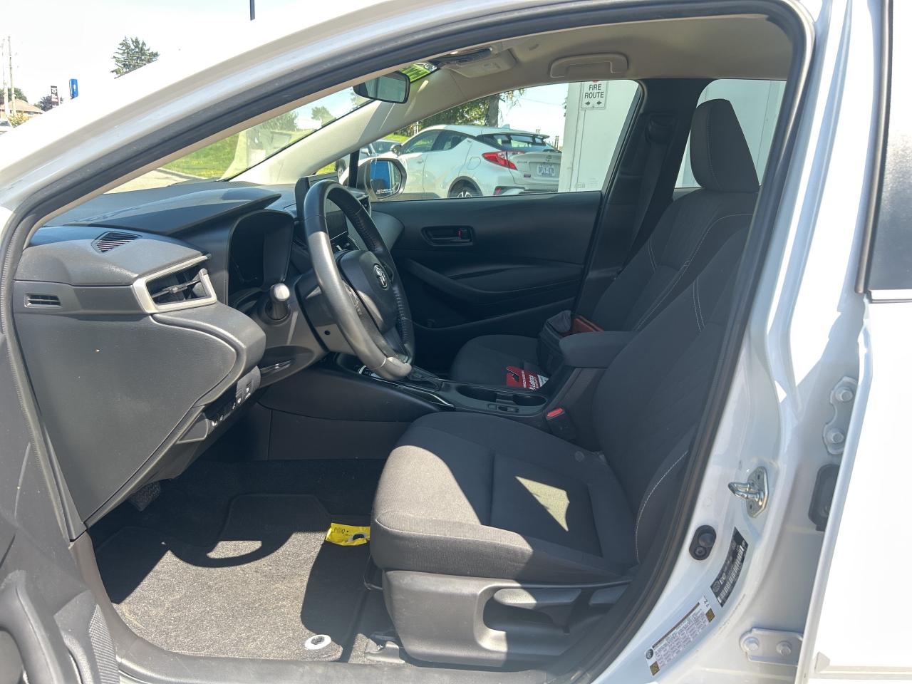 2023 Toyota Corolla Hybrid LE CVT   Clean Carfax Photo