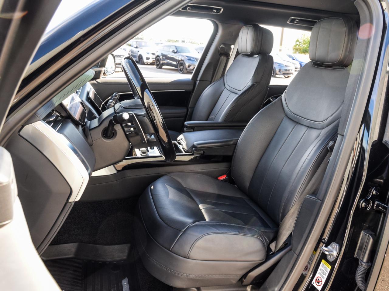 2023 Land Rover Range Rover LWB Photo