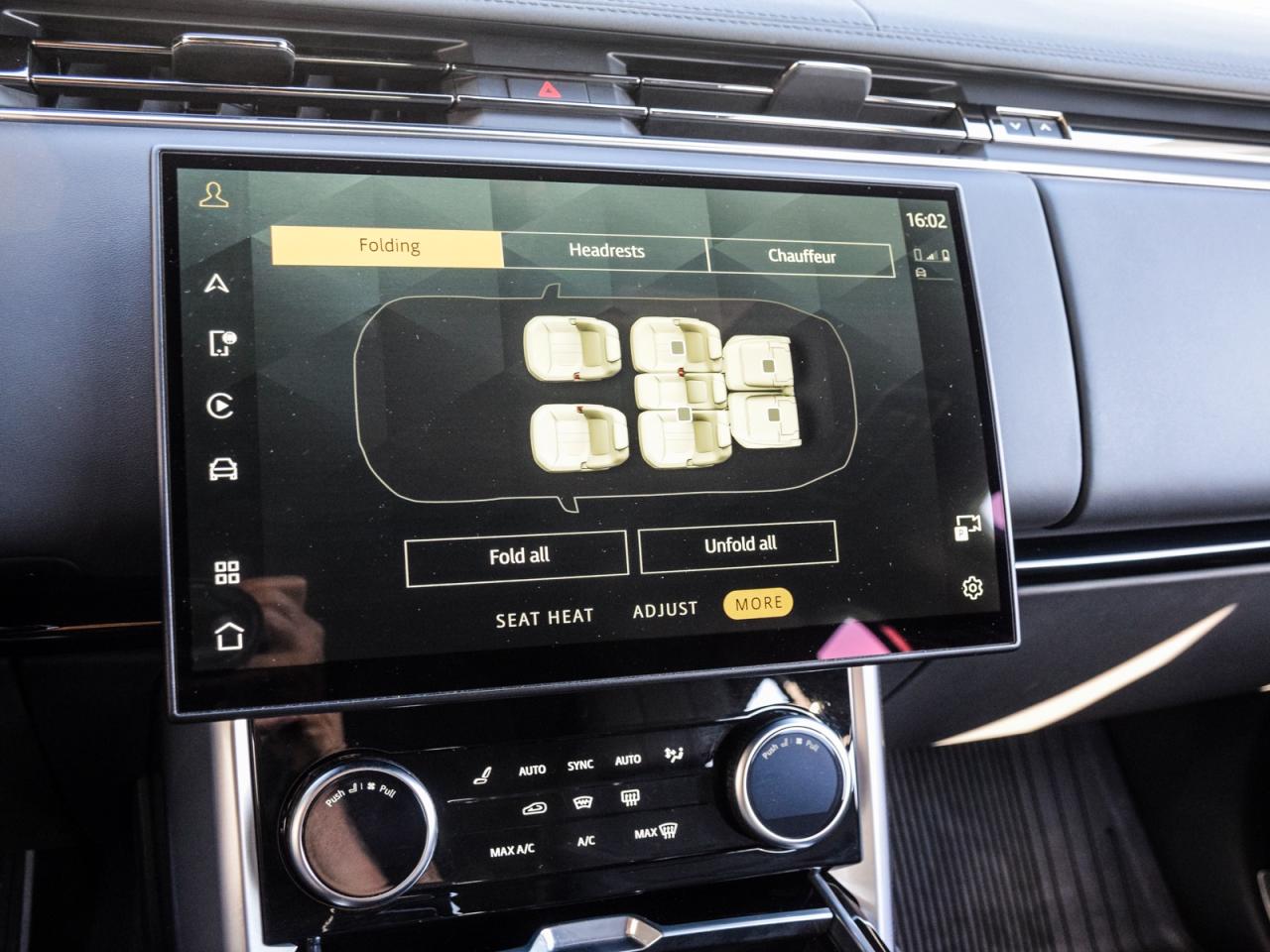 2023 Land Rover Range Rover LWB Photo