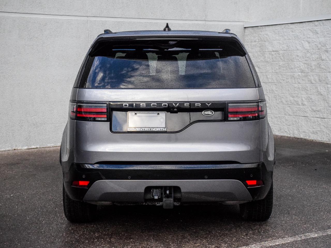 2022 Land Rover Discovery P300 R-Dynamic S Photo