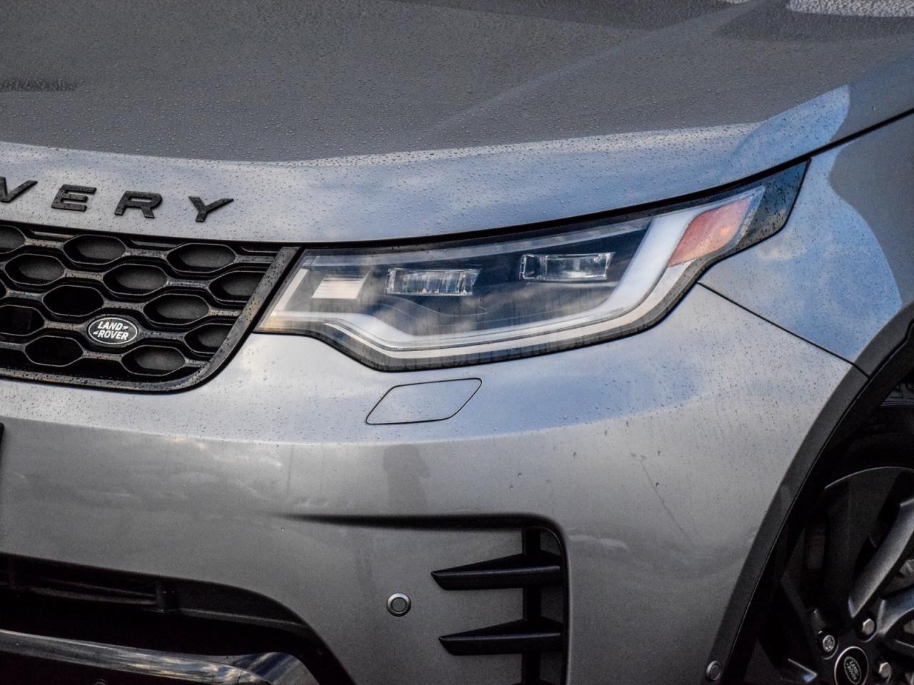 2022 Land Rover Discovery P300 R-Dynamic S Photo