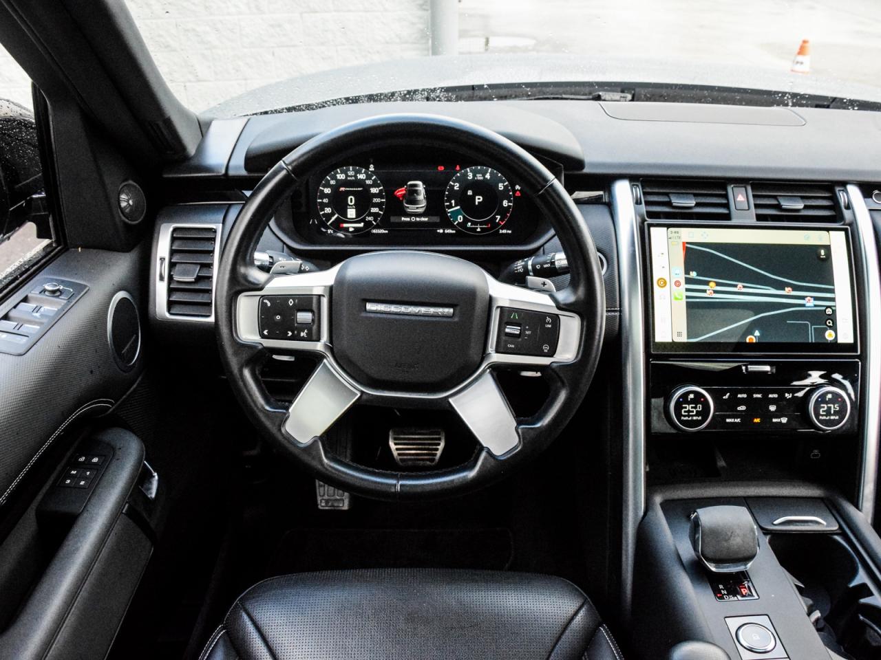 2022 Land Rover Discovery P300 R-Dynamic S Photo