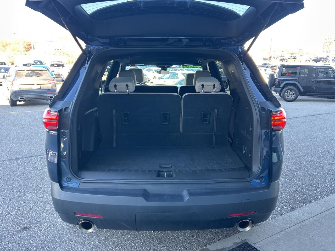 2023 Chevrolet Traverse LS   8 Passenger   Remote Start   Clean Carfax Photo