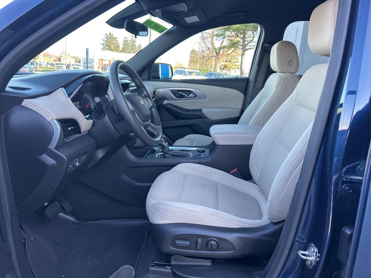 2023 Chevrolet Traverse LS   8 Passenger   Remote Start   Clean Carfax Photo