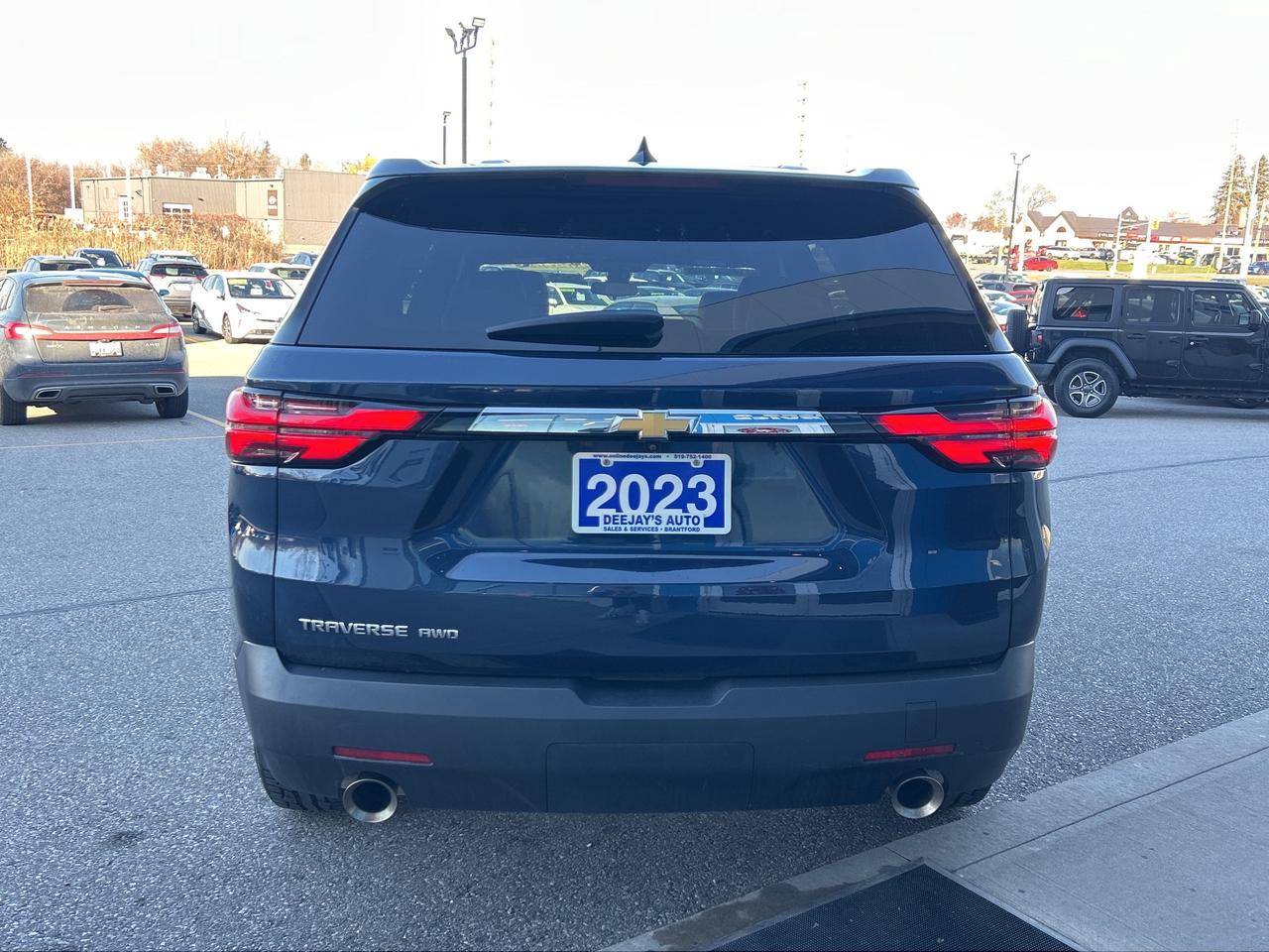 2023 Chevrolet Traverse LS   8 Passenger   Remote Start   Clean Carfax Photo3
