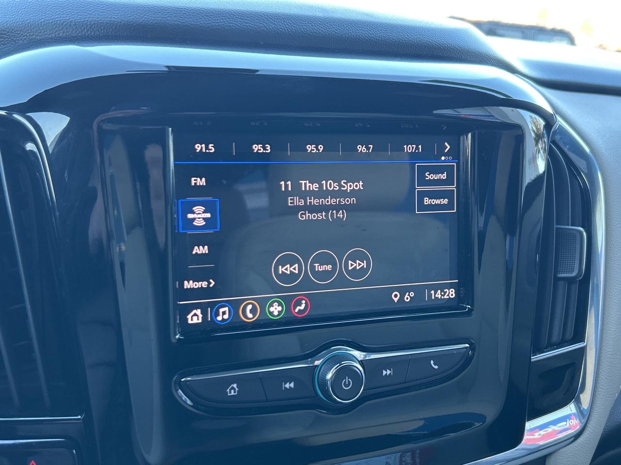 2023 Chevrolet Traverse LS   8 Passenger   Remote Start   Clean Carfax Photo