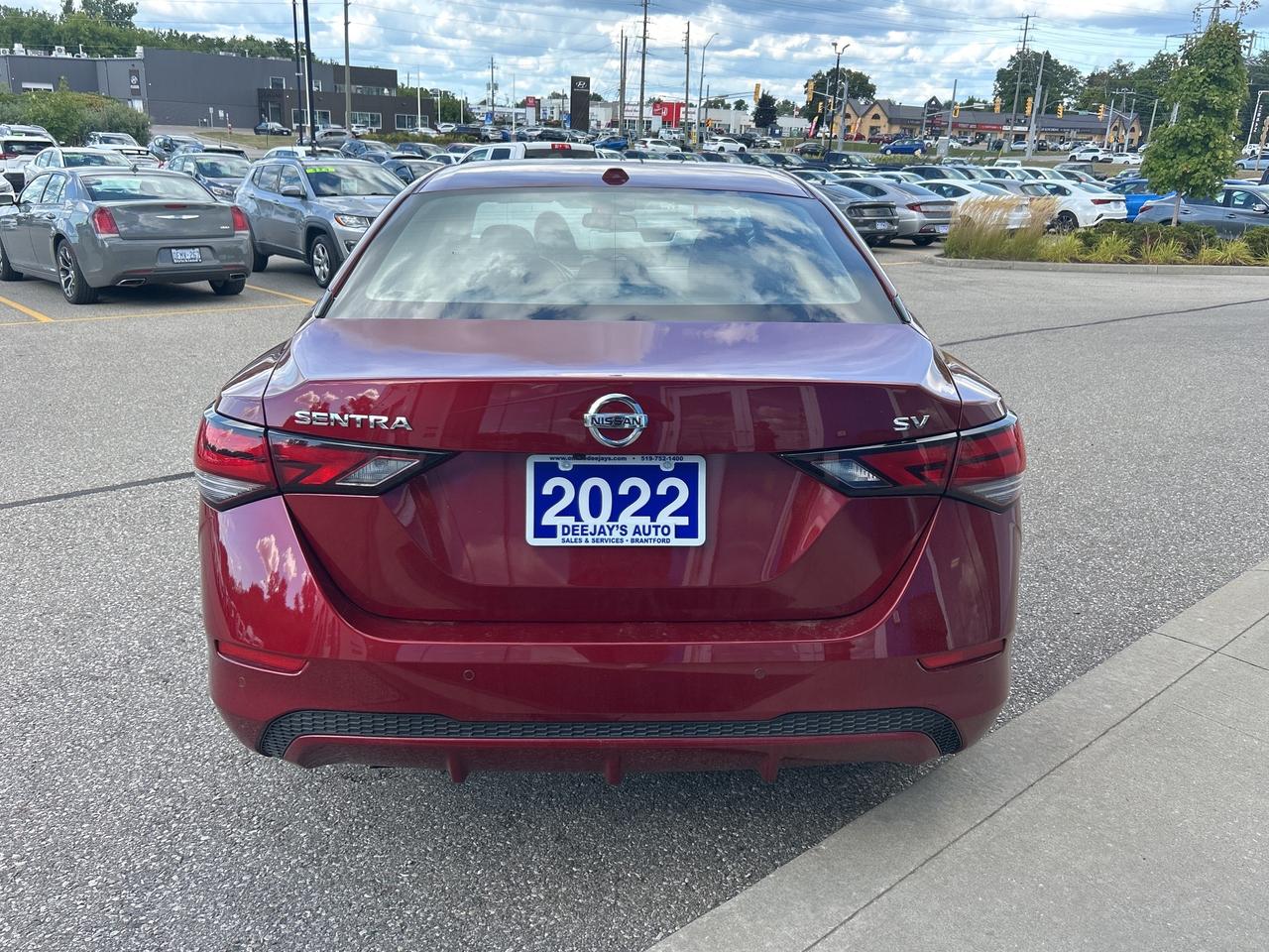 2022 Nissan Sentra SV CVT   Factory Warranty   Clean Carfax Photo3