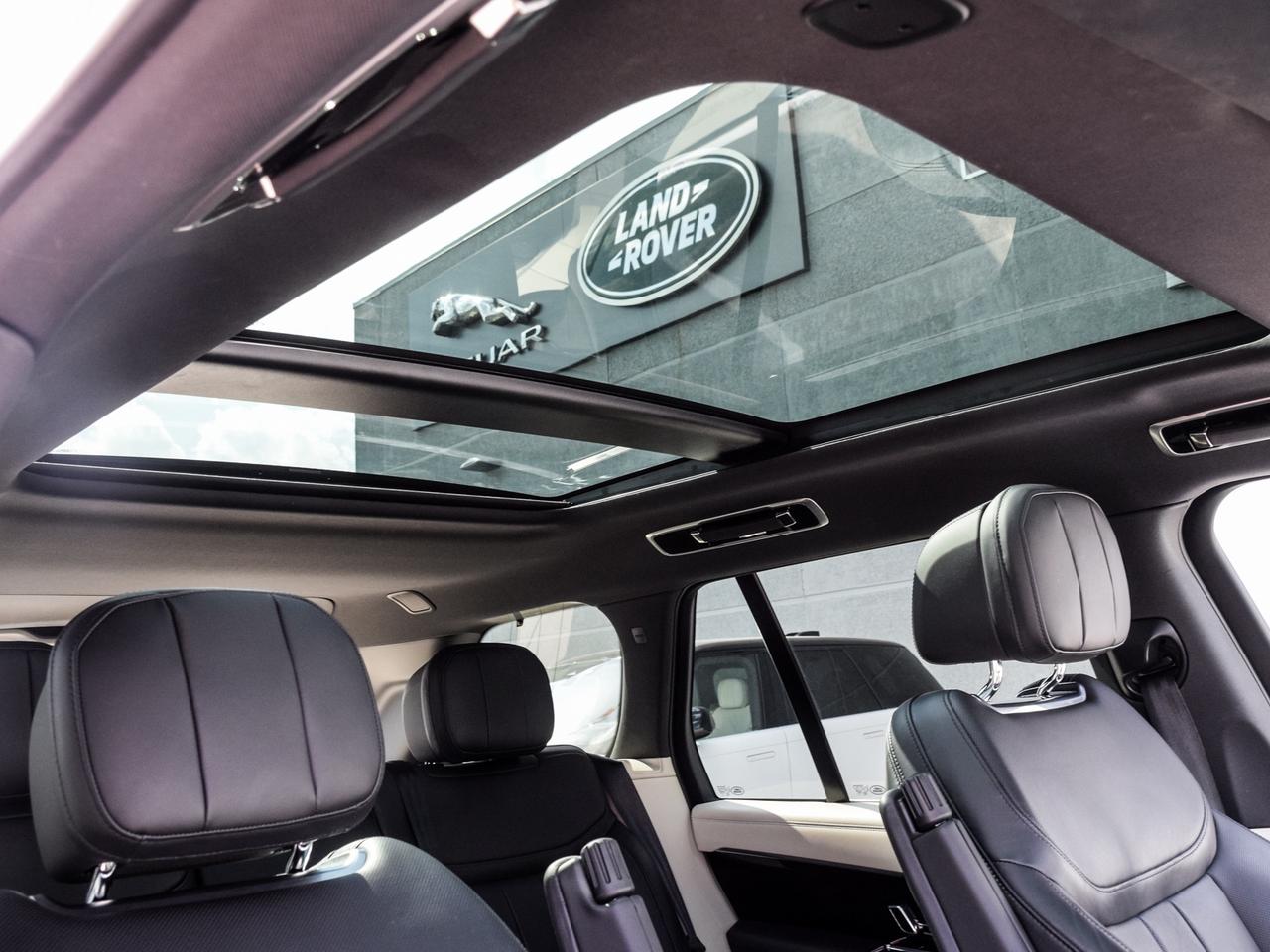 2023 Land Rover Range Rover V8 23" Wheels Massage seats Photo