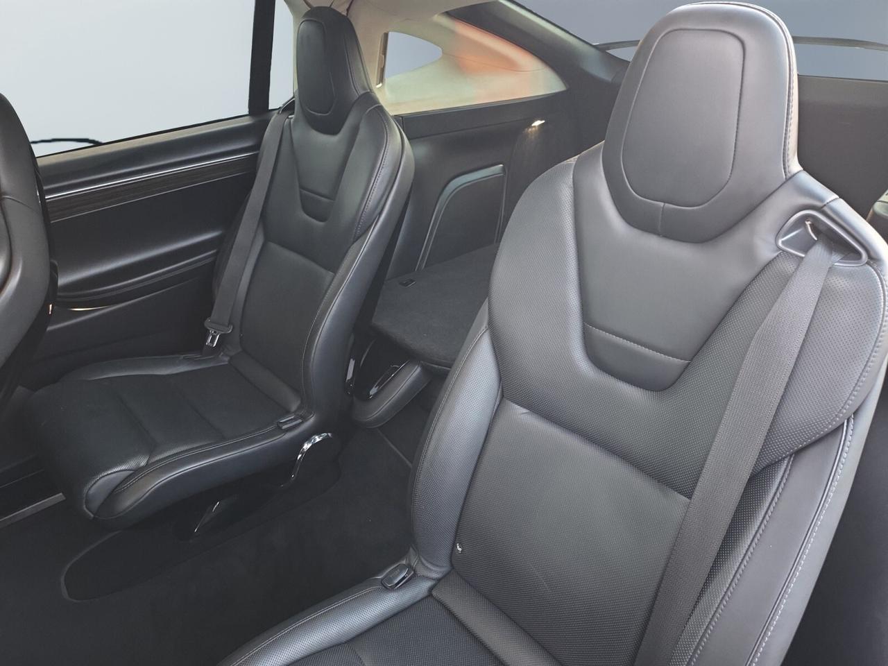 2016 Tesla Model X 90D AWD * 6 PASSENGERS / AUTO PILOT / DRIVER ASSIS Photo