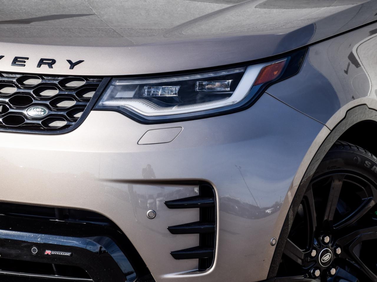 2023 Land Rover Discovery LOADED HSE 7 PASSENGER Photo