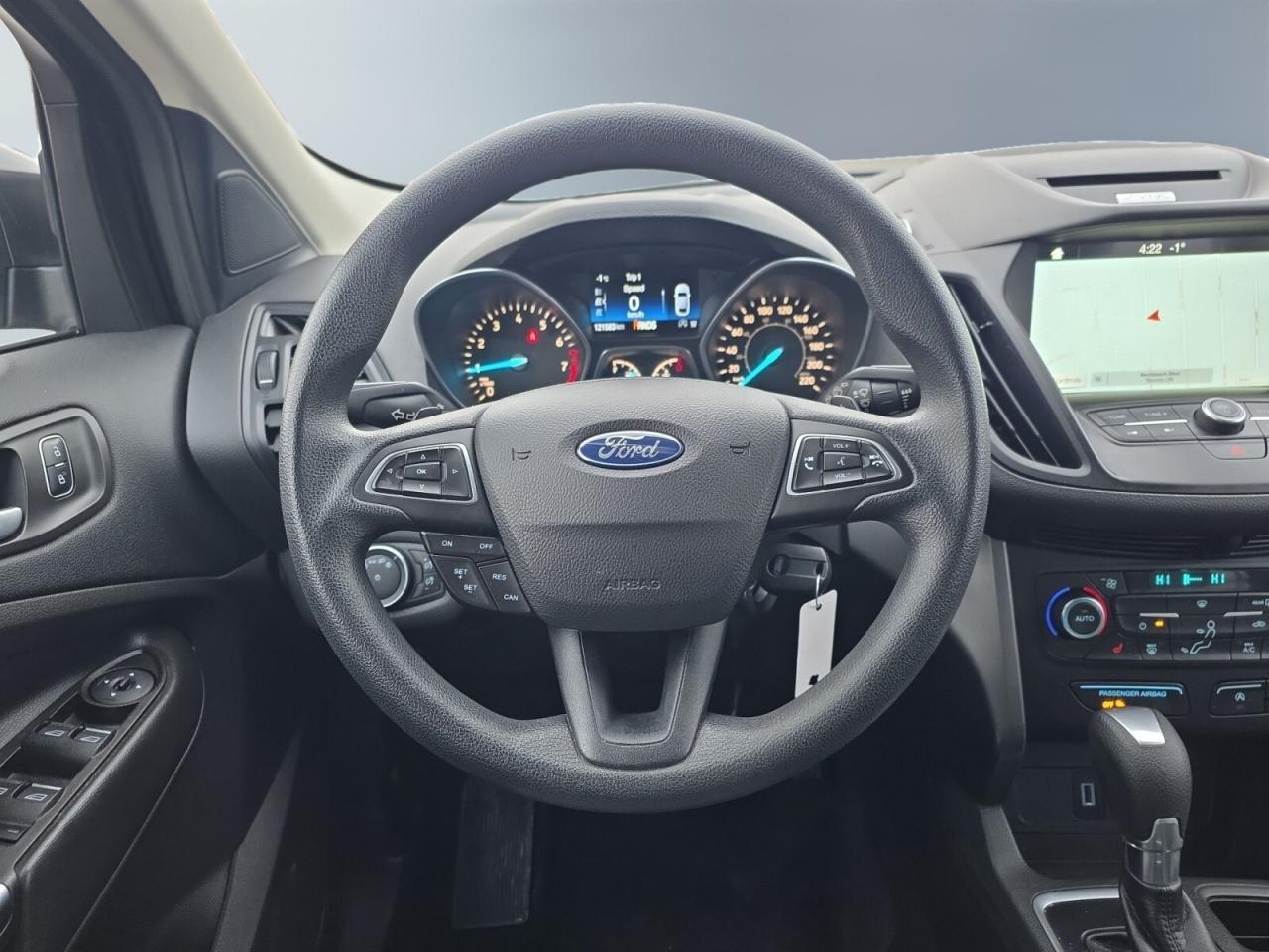 2017 Ford Escape 4WD * NO ACCIDENTS / CARPLAY/ CAMERA / LOW KM / VE Photo