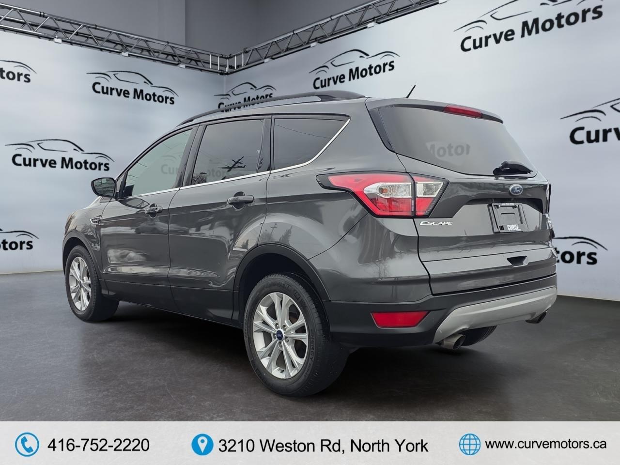 2017 Ford Escape 4WD * NO ACCIDENTS / CARPLAY/ CAMERA / LOW KM / VE Photo