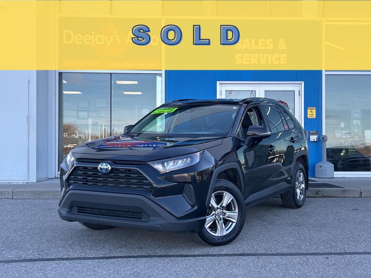 2023 Toyota RAV4 Hybrid LE   Clean Carfax Photo0